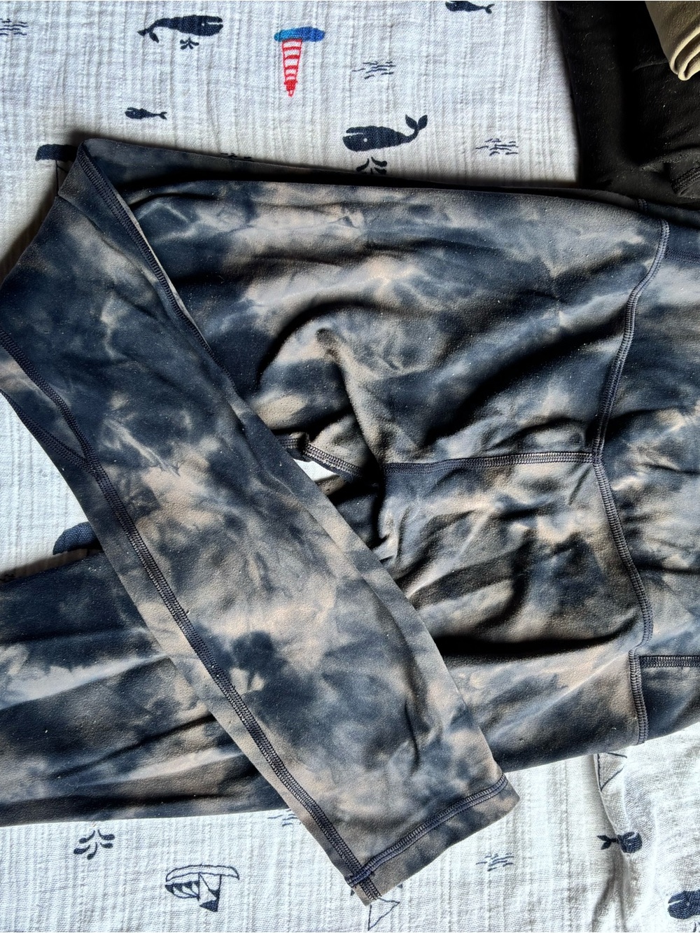 lululemon athletica Tie-Dye Black and Cream Leggings